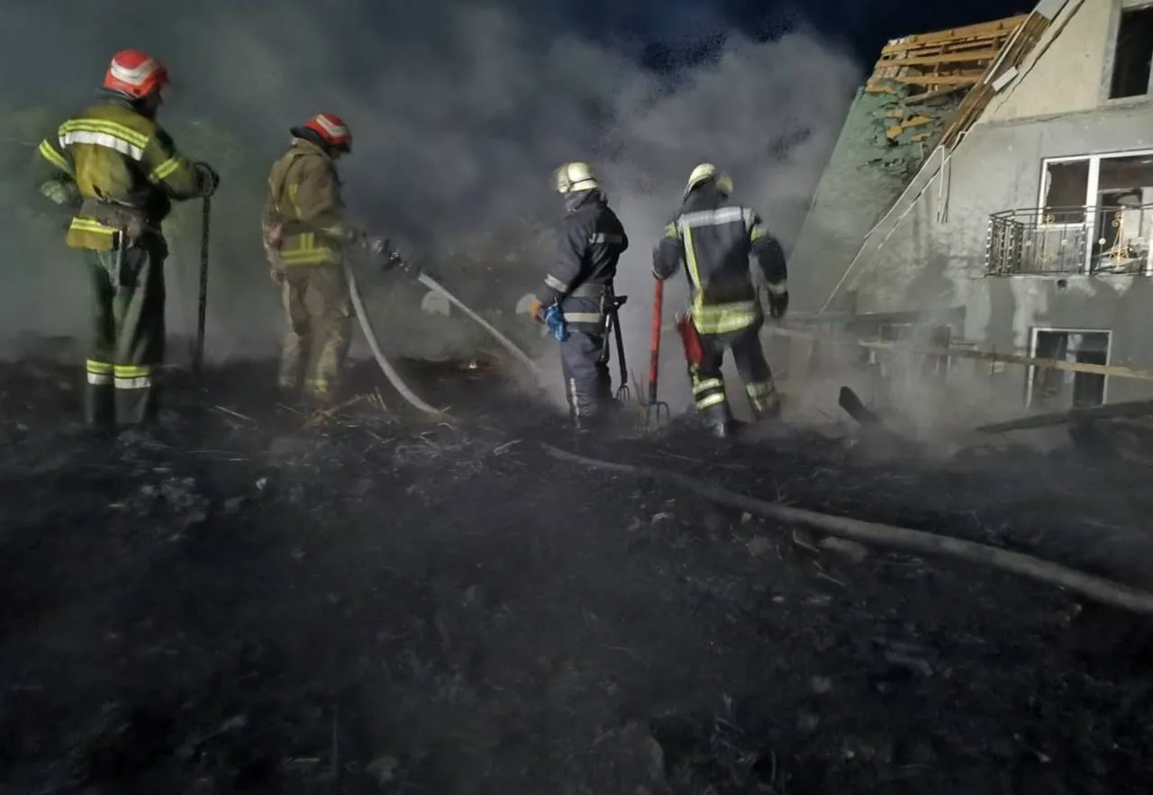 Спасатели потушили пожар