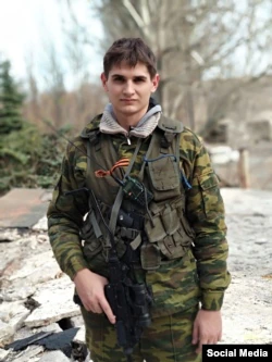 Никита Баенко, осуждённый за участие в боевых действиях против Украины dqxikeidqxiqqeant