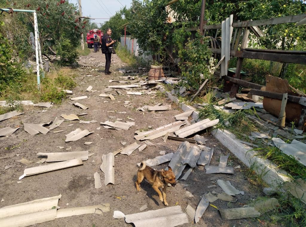 Среди погибших - ребенок. Появились видео последствий обстрела Славянска dqxikeidqxiqqeant