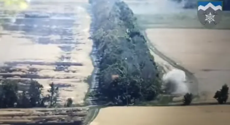 ВСУ сожгли танки врага. dqxikeidqxiqqeant