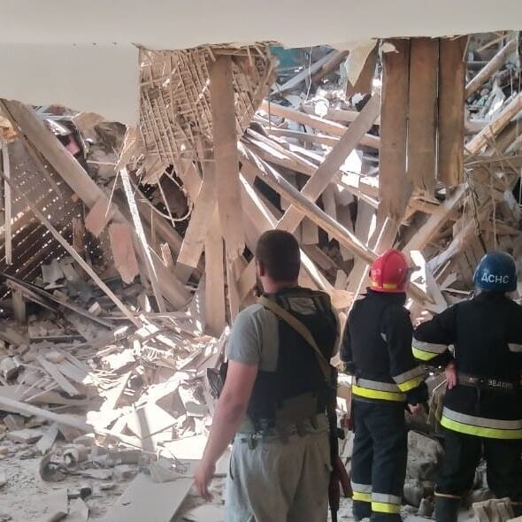 Российские оккупанты снова обстреляли Сумщину