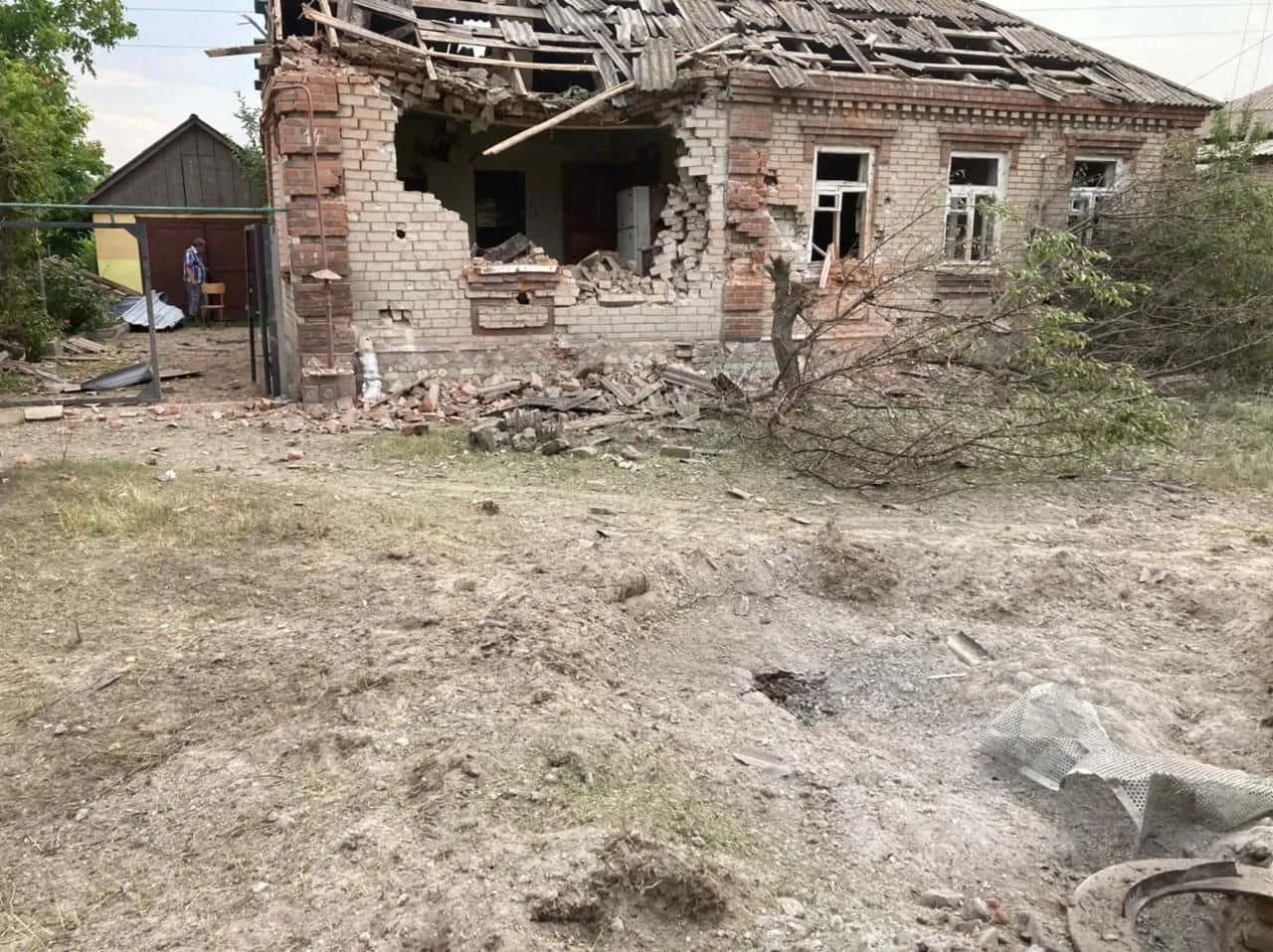 Последствия массированного вражеского обстрела