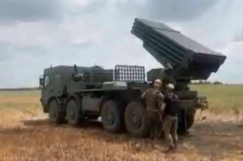 Украинские военные уничтожают российских захватчиков dqxikeidqxitkant