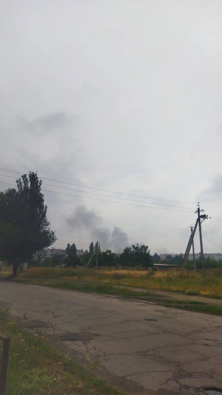 Жители слышали 4-5 взрывов.