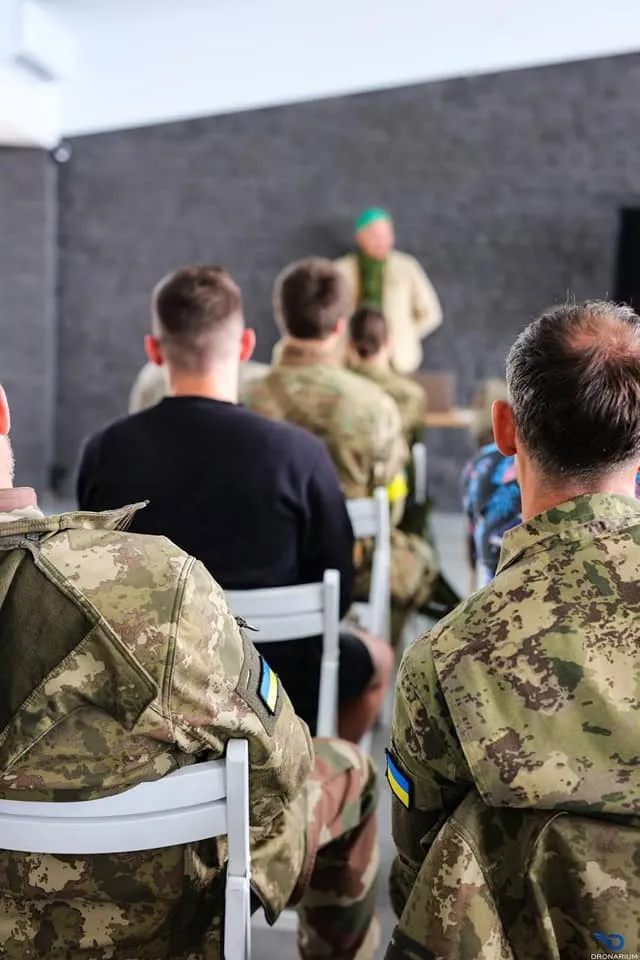      "Dronarium " dqxikeidqxiqqeant