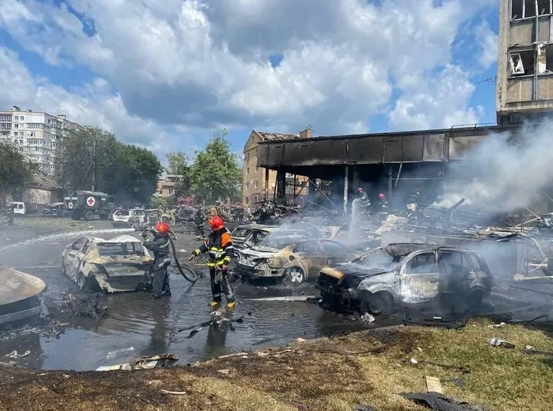 Ракетный удар по Виннице 14 июля 2022 года dqxikeidqxiqqeant