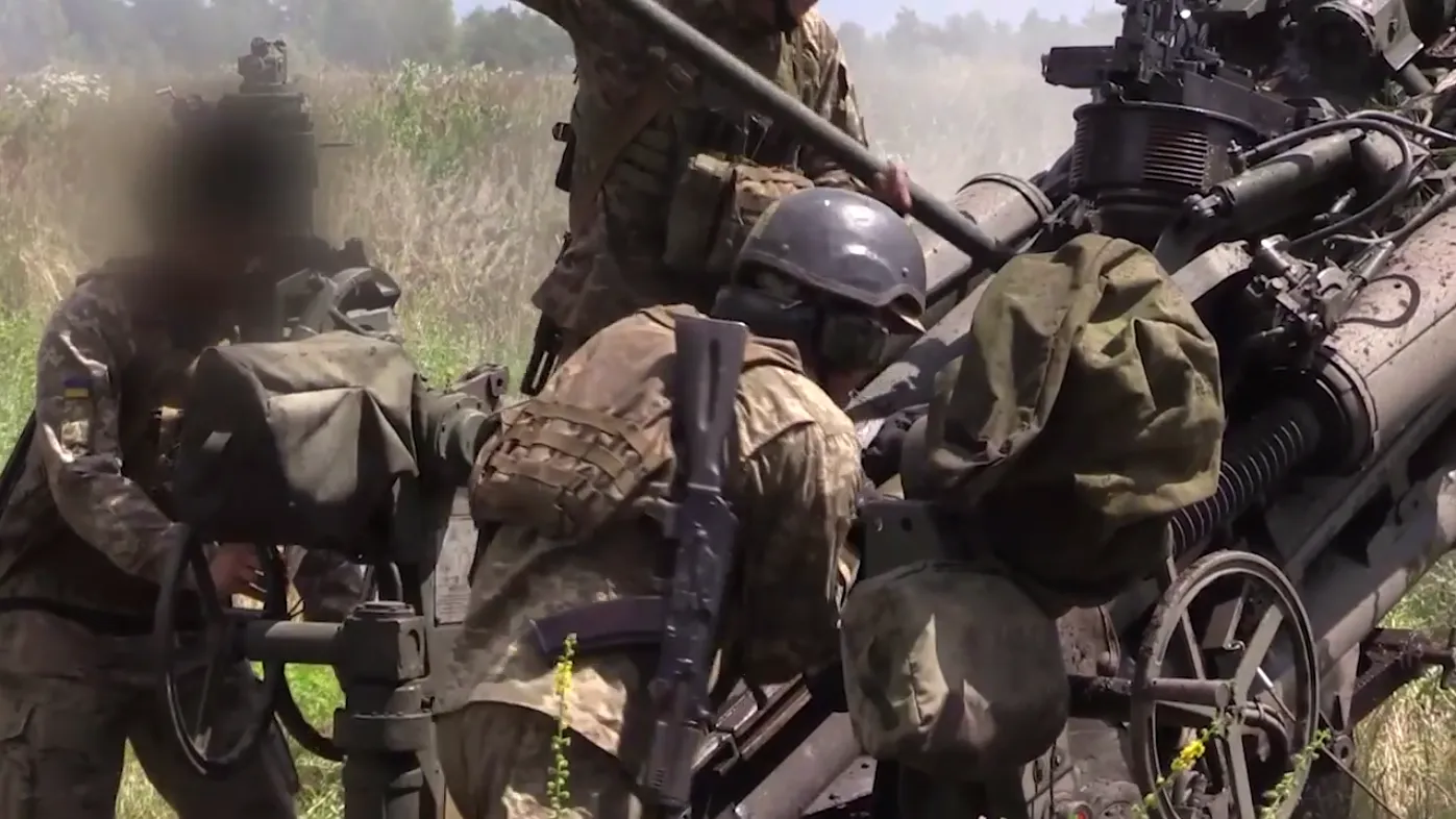 Украинские артиллеристы за работой dqxikeidqxitkant