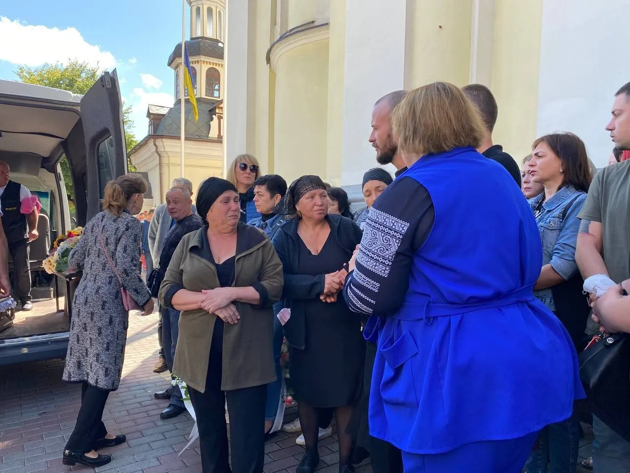 В Виннице попрощались с маленькой Лизой dqxikeidqxiqqeant