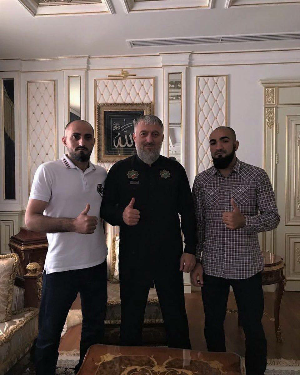 -            -  2 dqxikeidqxiqqeant