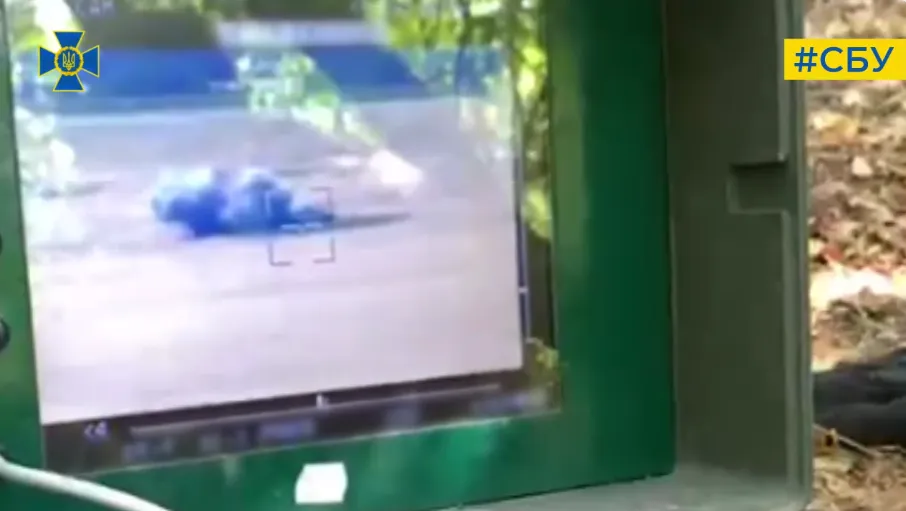 Защитники Украины уничтожают вражескую технику и живую силу