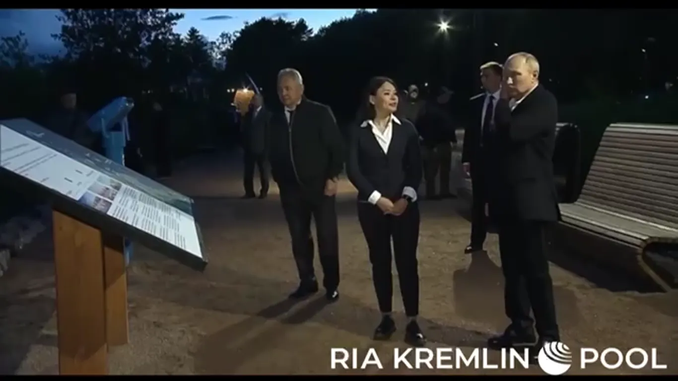 Путін, Шойгу та його дочка