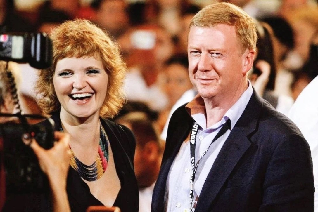 Анатолий Чубайс, дуня смирнова, чубайс в больнице, российский чиновник, российский политик dqxikeidqxitkant