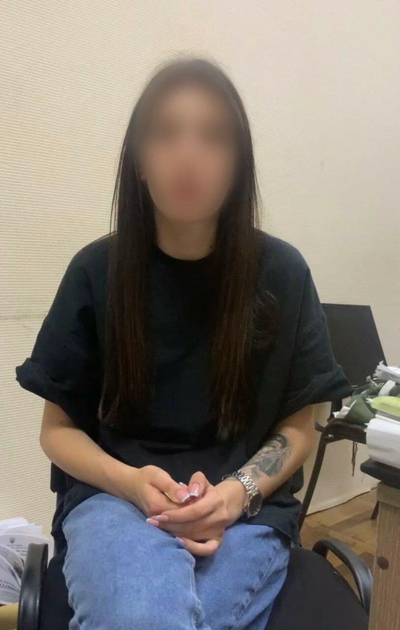 22-летняя сообщница злоумышленника.