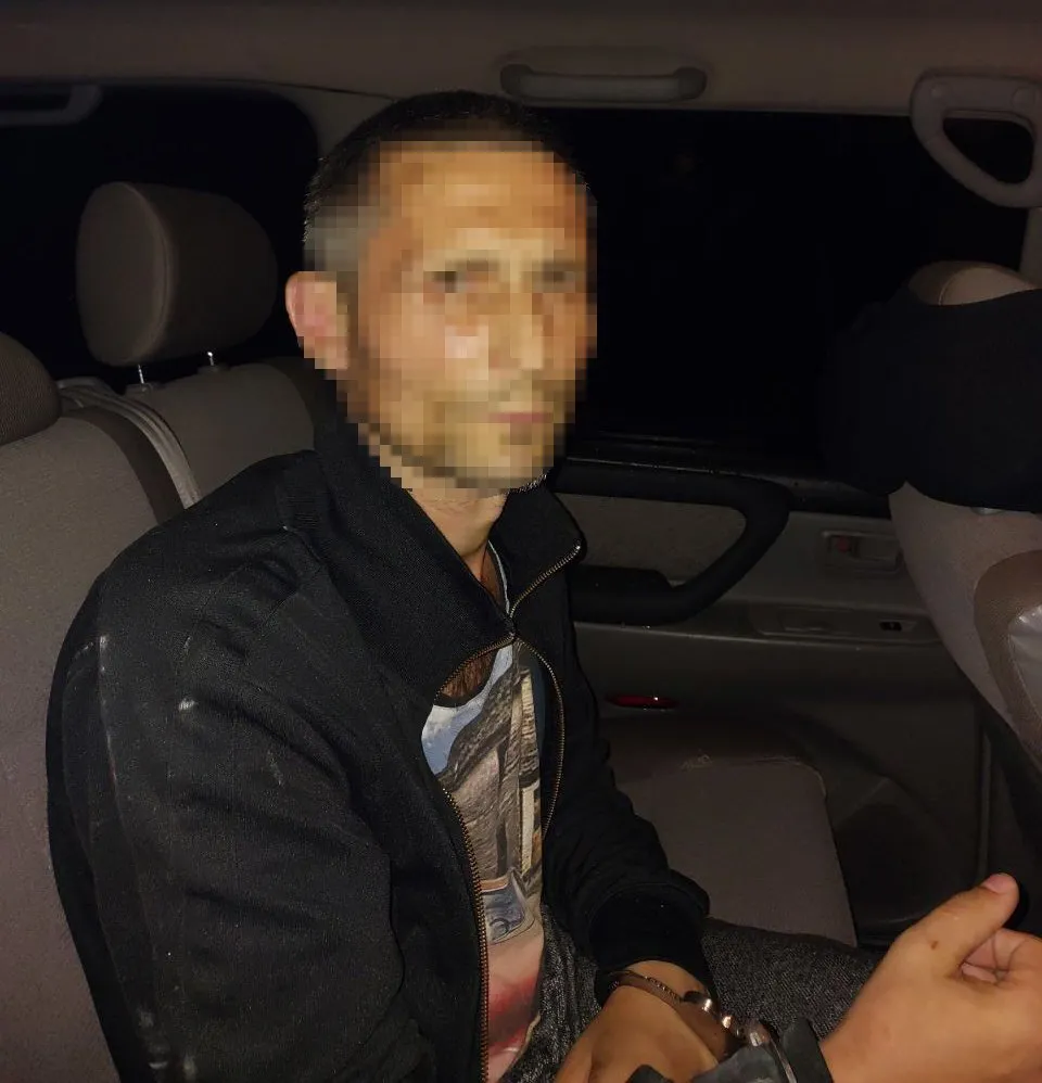 У зловмисників виявили півкілограма метадону.