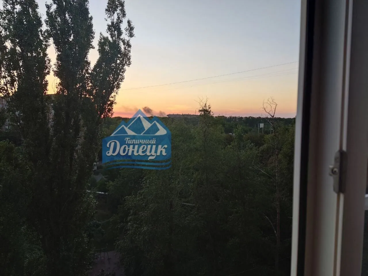 У Кіровському районі піднімається дим