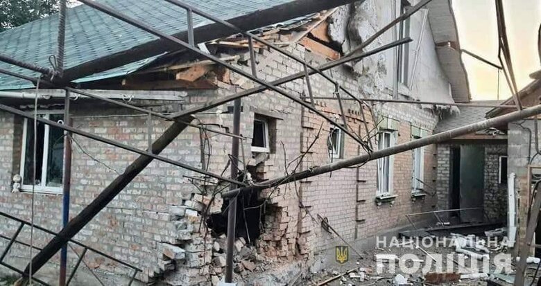 Наслідки обстрілу Нікополя: ворог бив зі сторони Енергодару 02 dqxikeidqxiqqeant