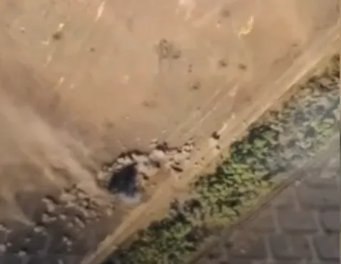 ЗСУ вдарили по позиціях ворога. dqxikeidqxiqxxant