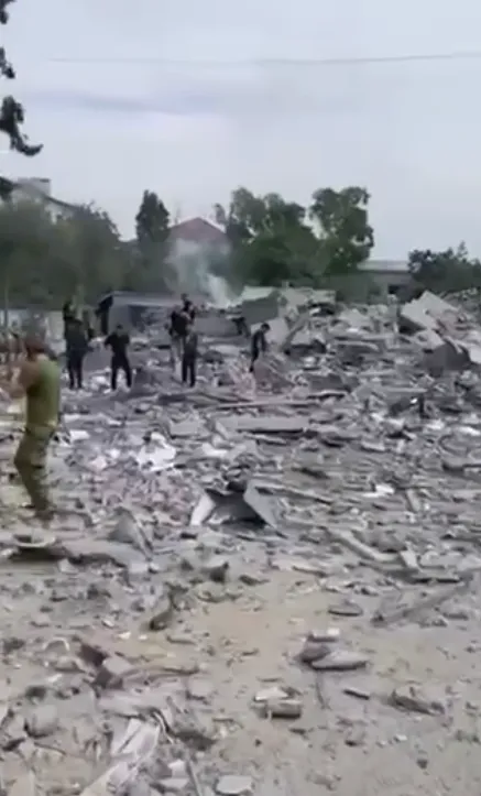 Підірвали будівлю, де перебували ворожі війська.