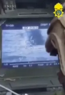 Воїни злагоджено спрацювали та знищили техніку ворога.