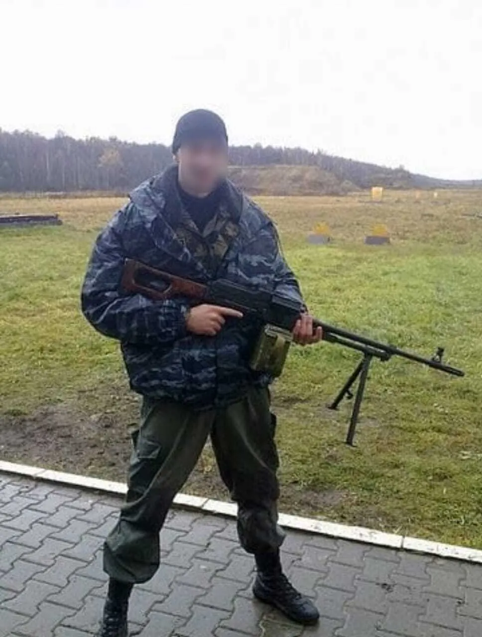 Правоохоронці повідомили про підозру окупанту: бив мирних мешканців зброєю та погрожував розстрілом. Фото dqxikeidqxiqqeant