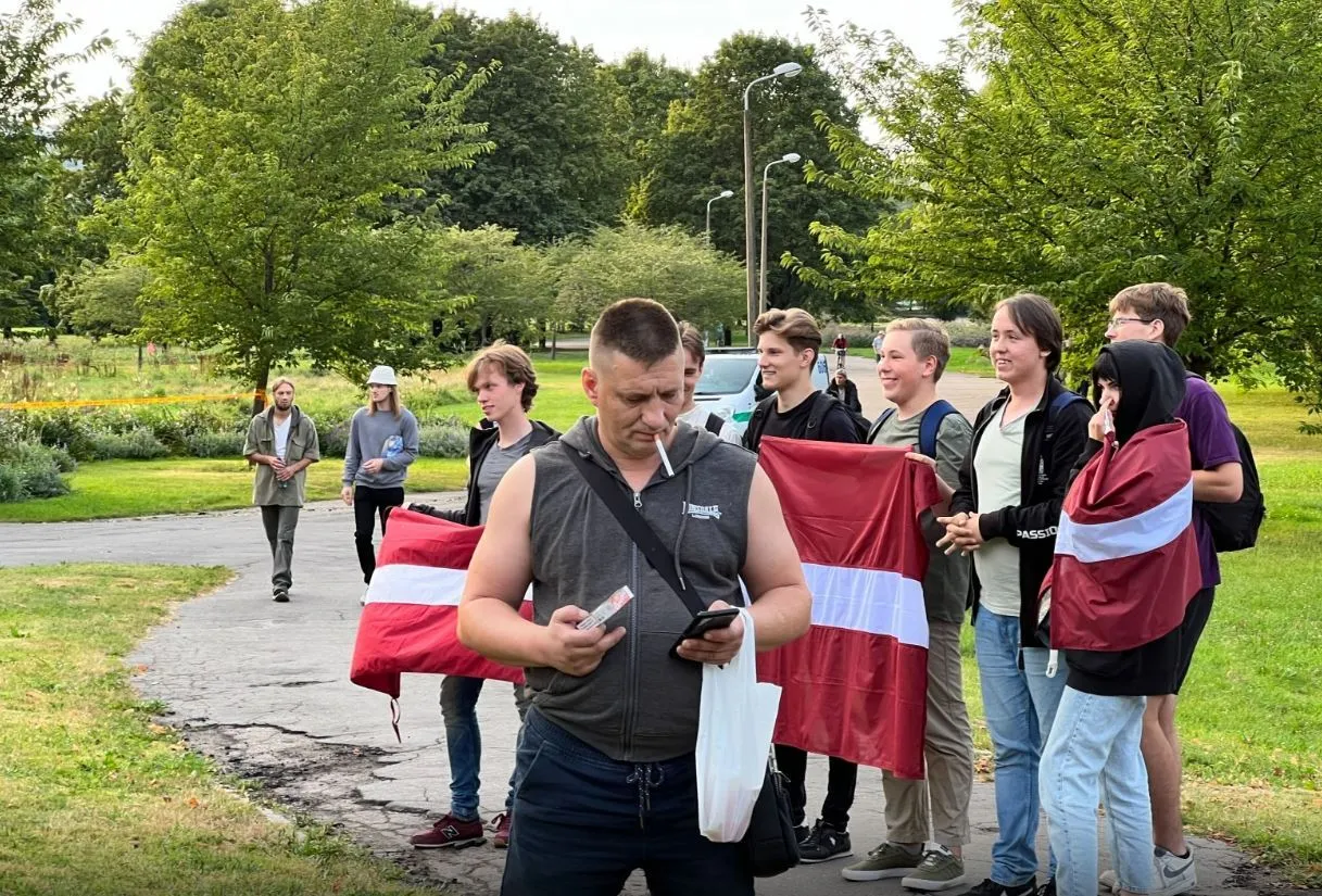 Росіяни влаштували суперечку з місцевими жителями