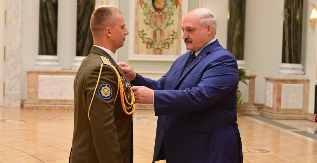 Олександр лукашенко, нагородження лукашенко, нагородження військових dqxikeidqxidant