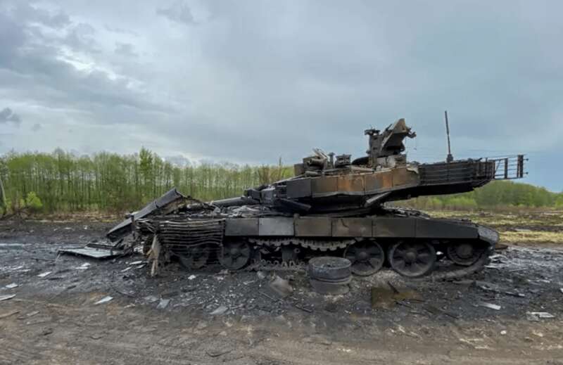 русский танк сгорел