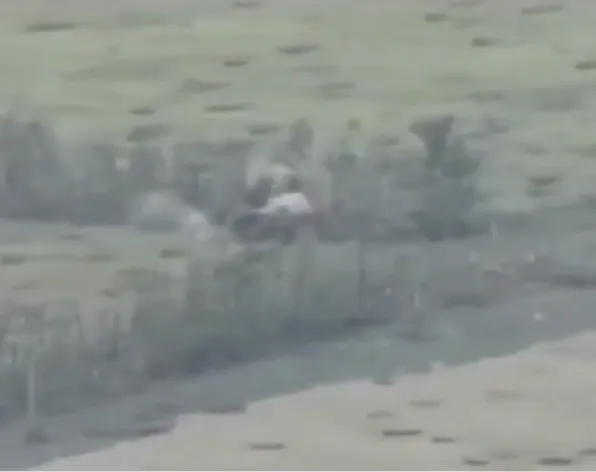 Танк прицільно уражено