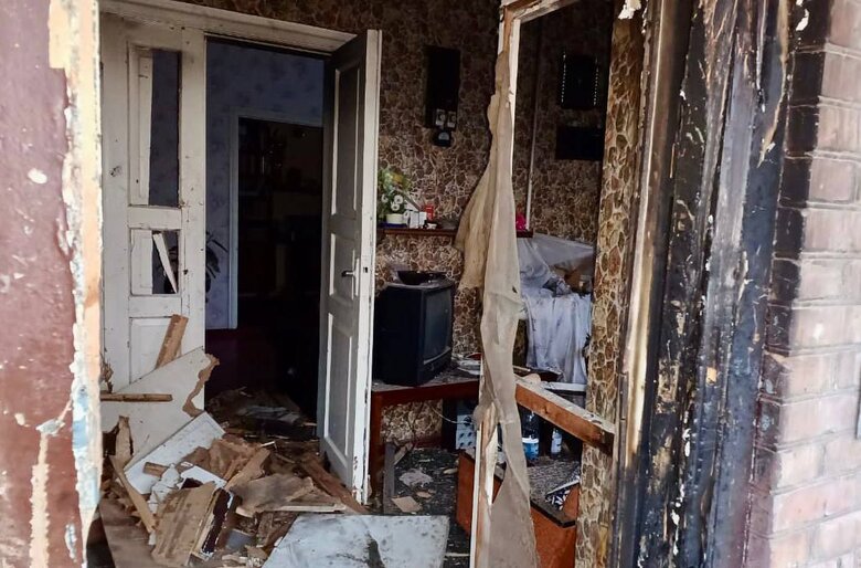 ³      ,      , -  06