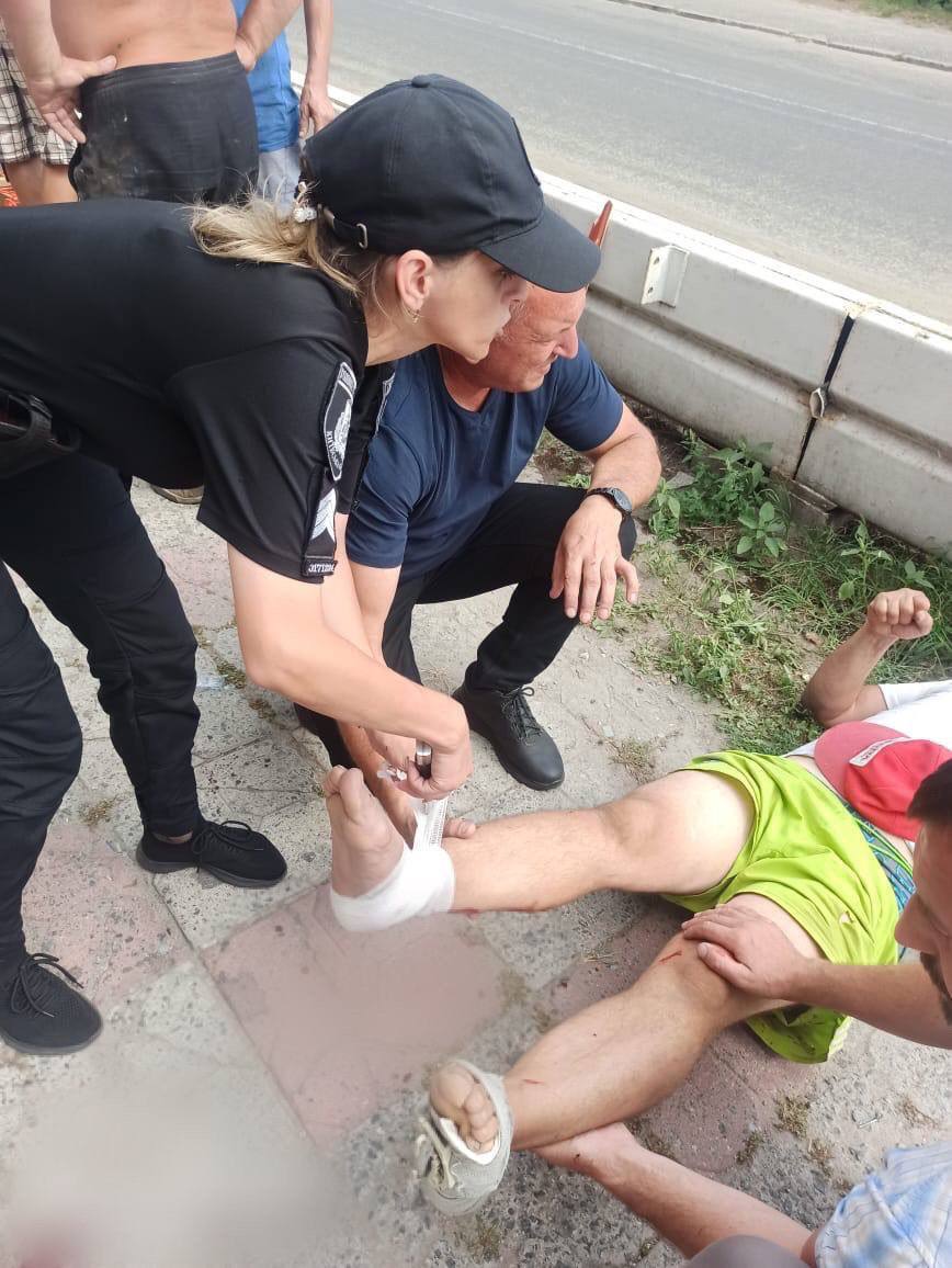 В Киевской области во время работ мужчина упал с высоты семи метров. Фото