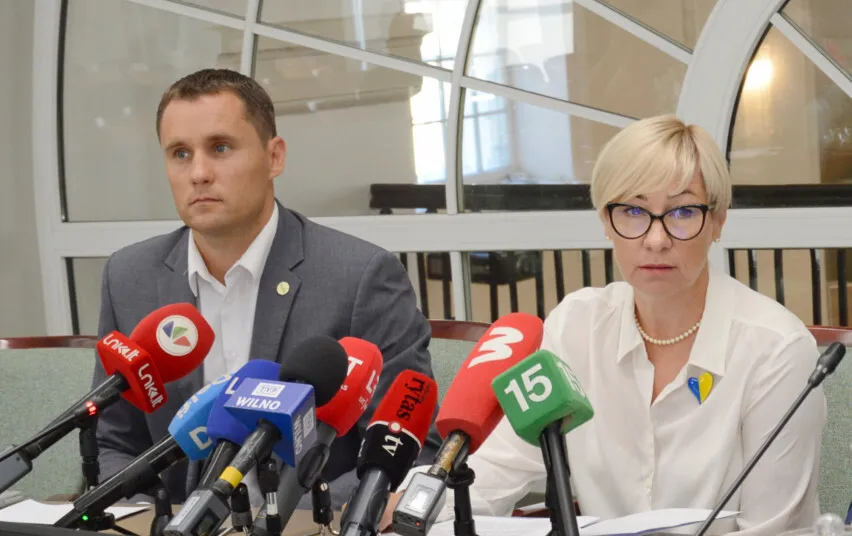 У школах Литви мають намір відмовитися від російської мови dqxikeidqxiqqeant