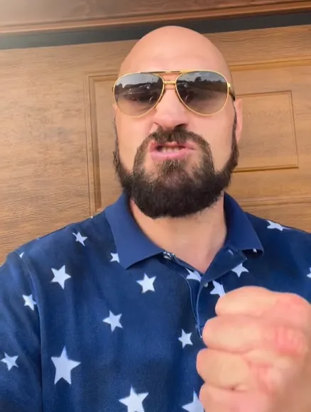 ’’Я уничтожу тебя’’: Фьюри записал ’’специальное обращение’’ к Усику, обматерив украинца dqxikeidqxitkant