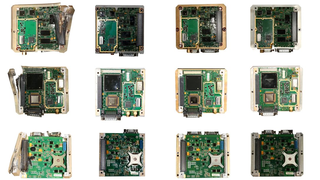Складне зображення різних друкованих плат, знайдених у приймачах супутникової навігації кількох моделей російських ракет dqxikeidqxitkant