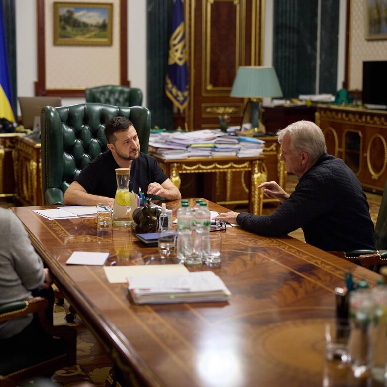 Зеленський поспілкувався із істориком Снайдером для його майбутньої книги 01 dqxikeidqxitkant