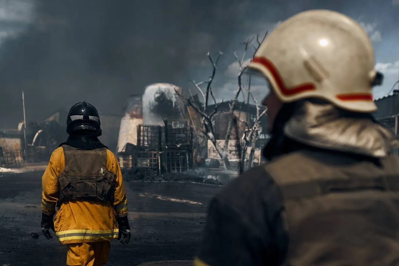 ’’Дякуємо за тисячі життів!’’ Зеленський вказав на виняткову роль українських рятувальників у війні