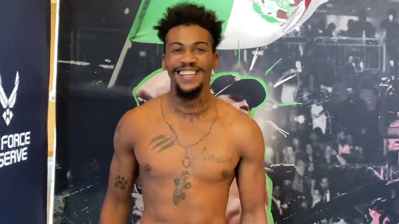 Американского боксера-чемпиона застрелил собственный брат