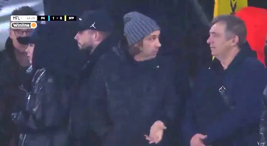 Игру сборной России по футболу оценили 7 словами ’’бл**ь’’. Видео попало в прямой эфир dqxikeidqxiqqeant