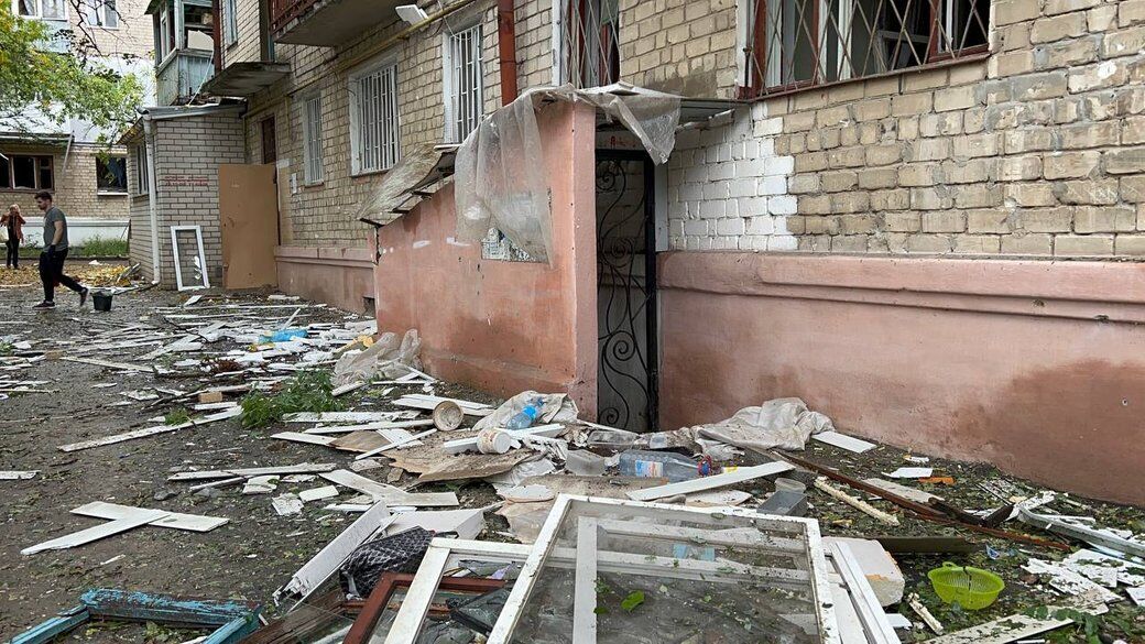 Зруйновані будинки і пошкоджені комунікації: з’явилися фото наслідків нічного обстрілу окупантами Миколаєва. Фото dqxikeidqxitkant