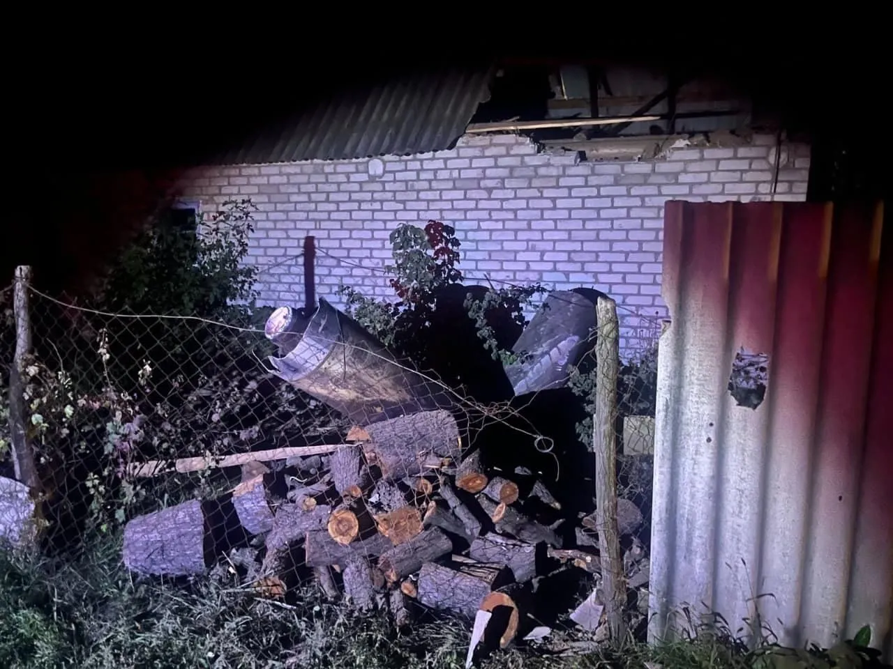 Війська РФ ударили ракетами по Краматорську, є поранені: наслідки атаки показали на відео