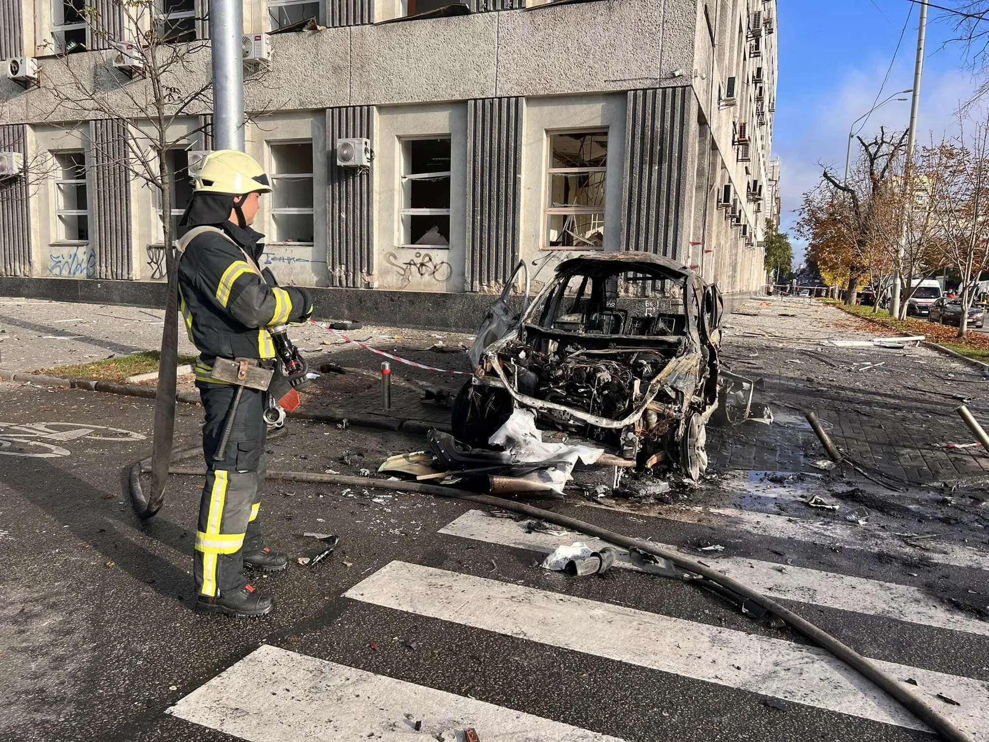 Россия нанесла ракетный удар по Киеву: известно о 5 погибших и 12 пострадавших. Фото и видео