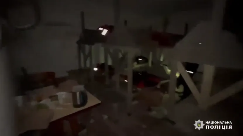 ЗСУ ’’демілітаризували’’ командний пункт російського спецназу: відео з колишнього лігва загарбників