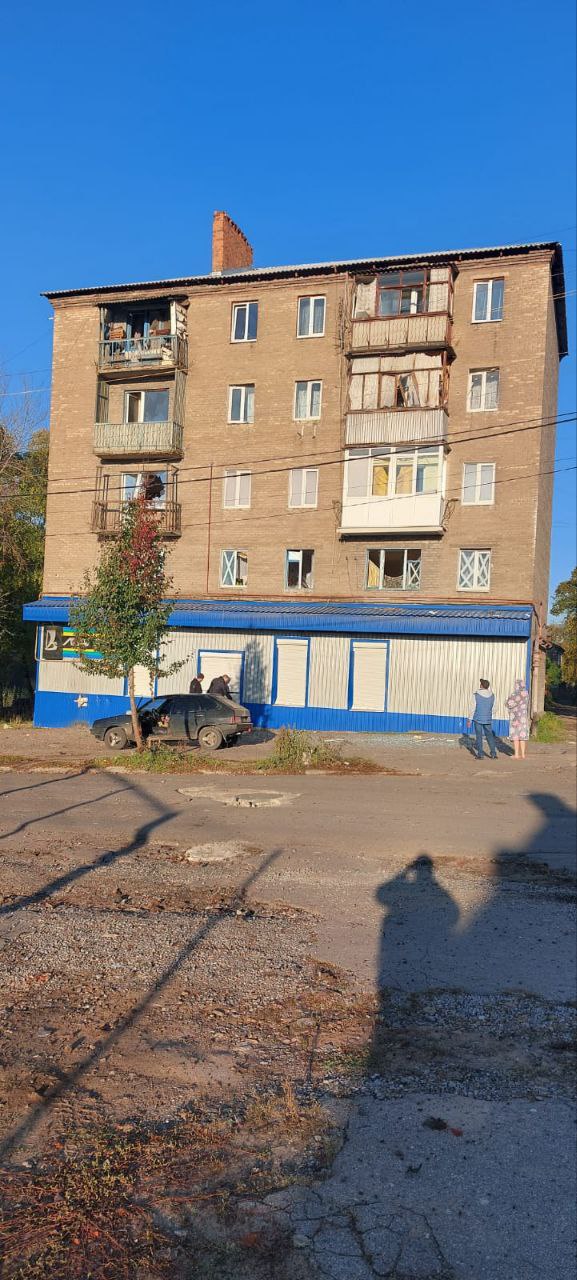 Рашисти завдали удару по Костянтинівці на Донеччині 03