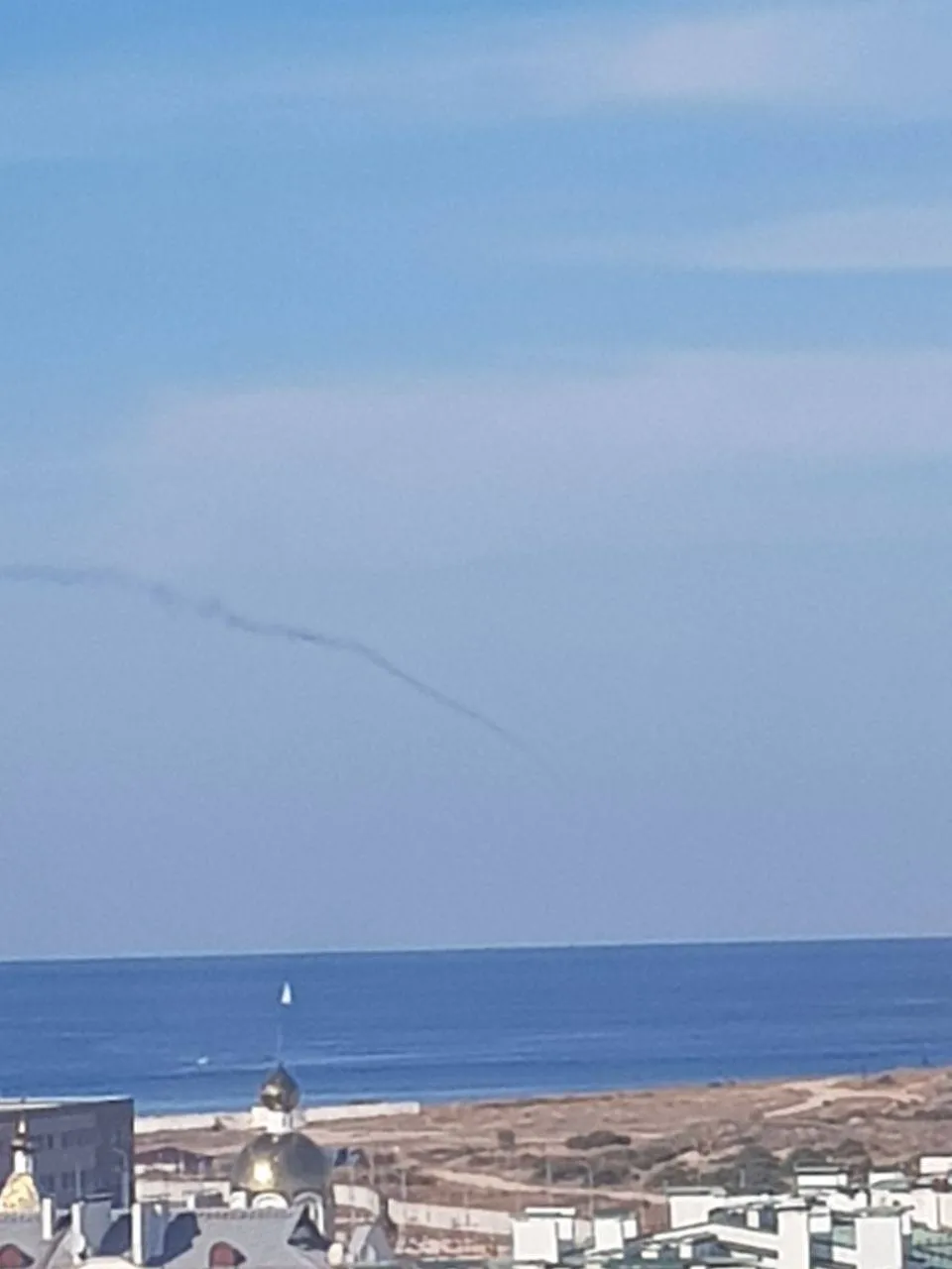 В Севастополе российские военные запускали ракеты П-800 "Оникс" из БРК "Бастион". Фото и видео