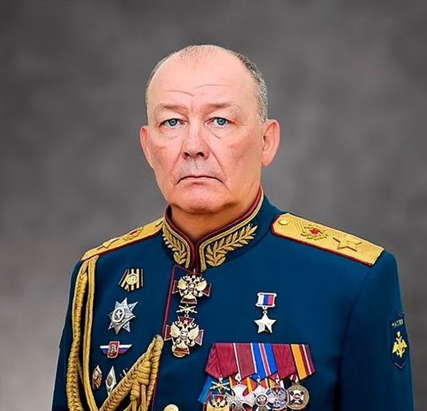 Александр Дворников
