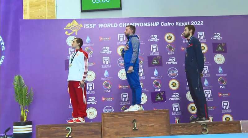 Украинец выиграл чемпионат мира по стрельбе. Видео