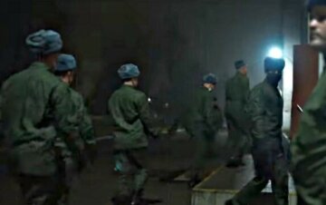 "Ми тут як чорти": окупанти носять крадений в Україні одяг через погане забезпечення dqxikeidqxiqqeant