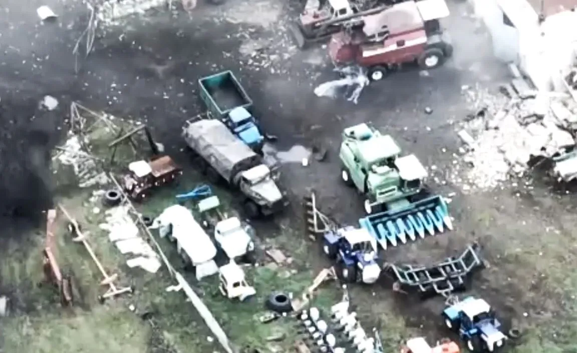 Захватчиков ждет только смерть: в ВСУ показали, как ударом уничтожили вражеский "Урал". Видео dqxikeidqxitkant