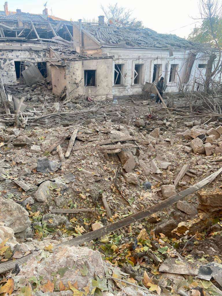 Внаслідок обстрілів Миколаєва загинула жінка / фото Телеграм-канал Олександра Сенкевича dqxikeidqxiqqeant