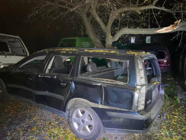 Последствия вражеских ракетных ударов по Запорожью 03