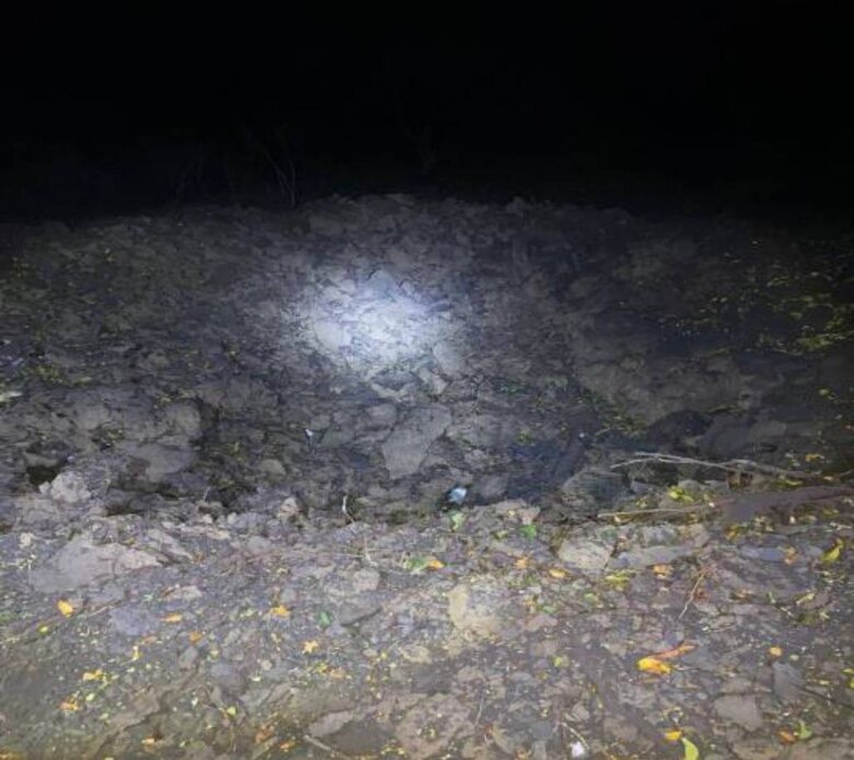 Последствия вражеских ракетных ударов по Запорожью 06